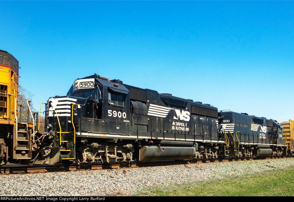 Norfolk Southern 5900